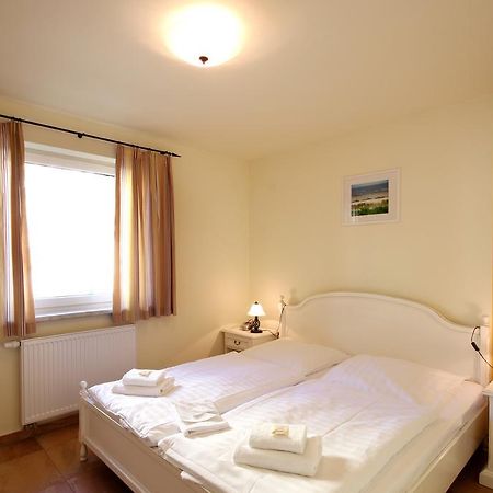 Apartmenthaus Hus Uebi By Rujana Binz Eksteriør bilde
